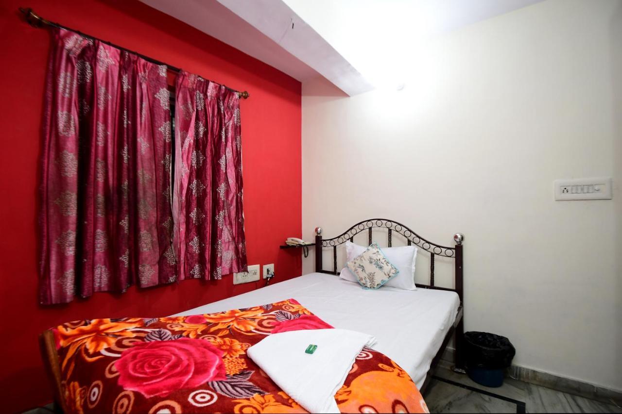 Hotel New India Guest House Джайпур Екстериор снимка