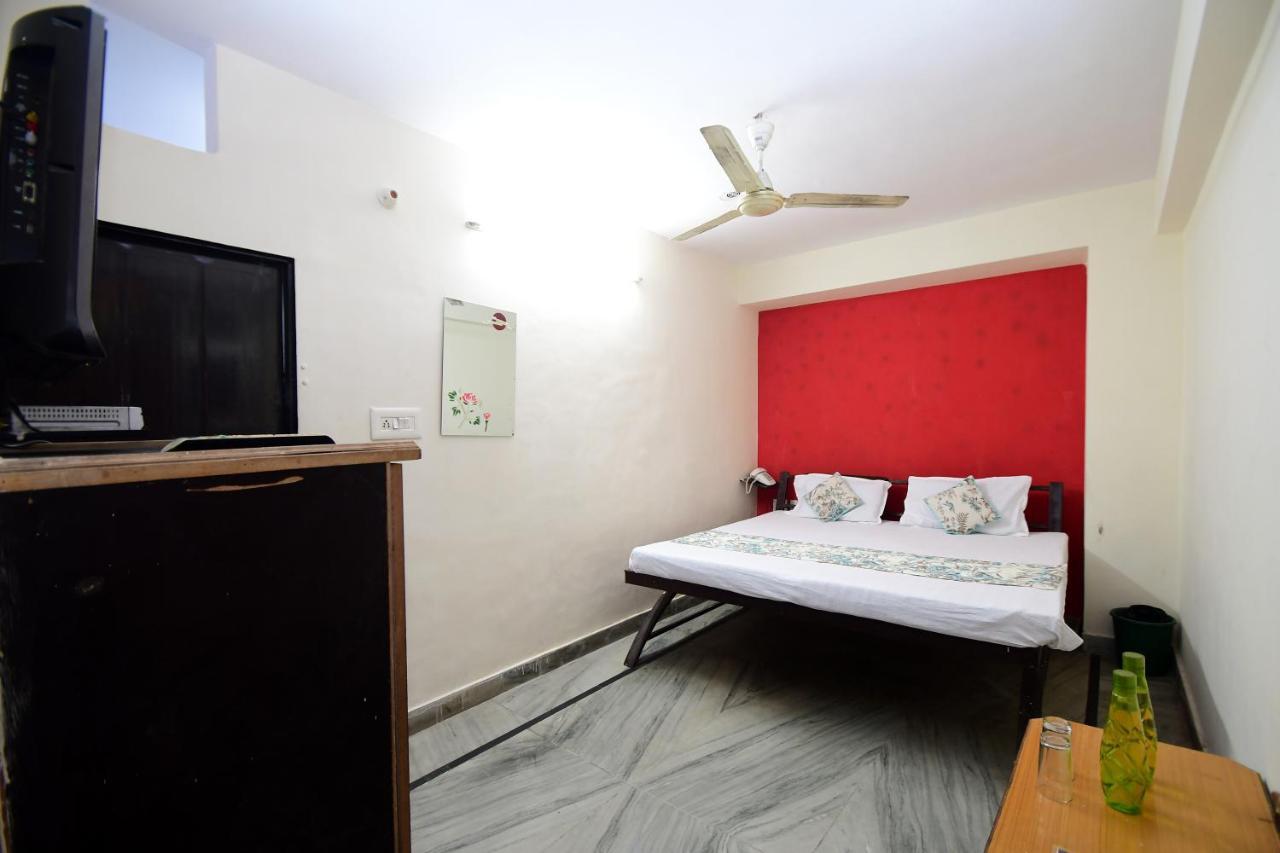 Hotel New India Guest House Джайпур Екстериор снимка