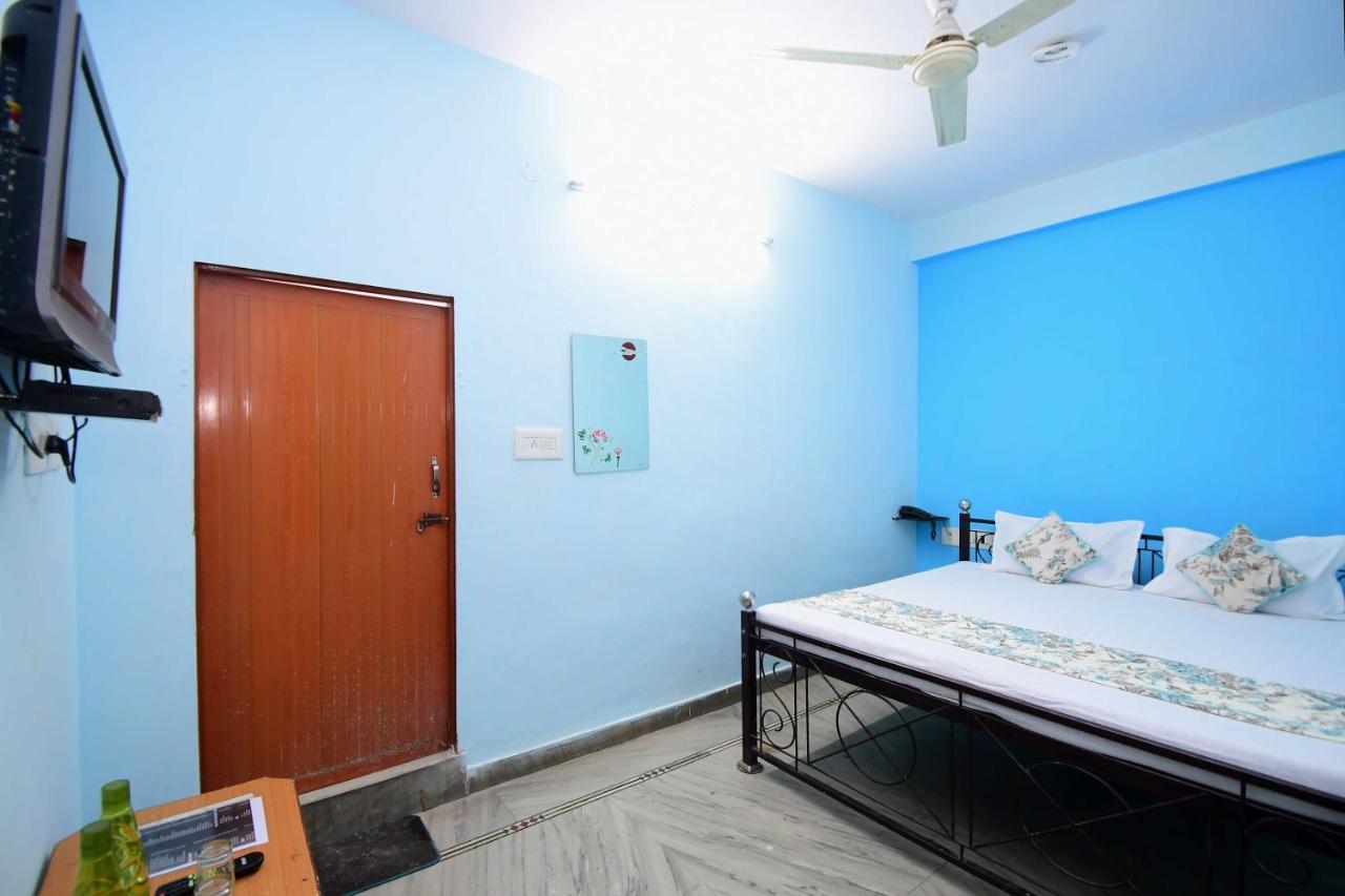 Hotel New India Guest House Джайпур Стая снимка
