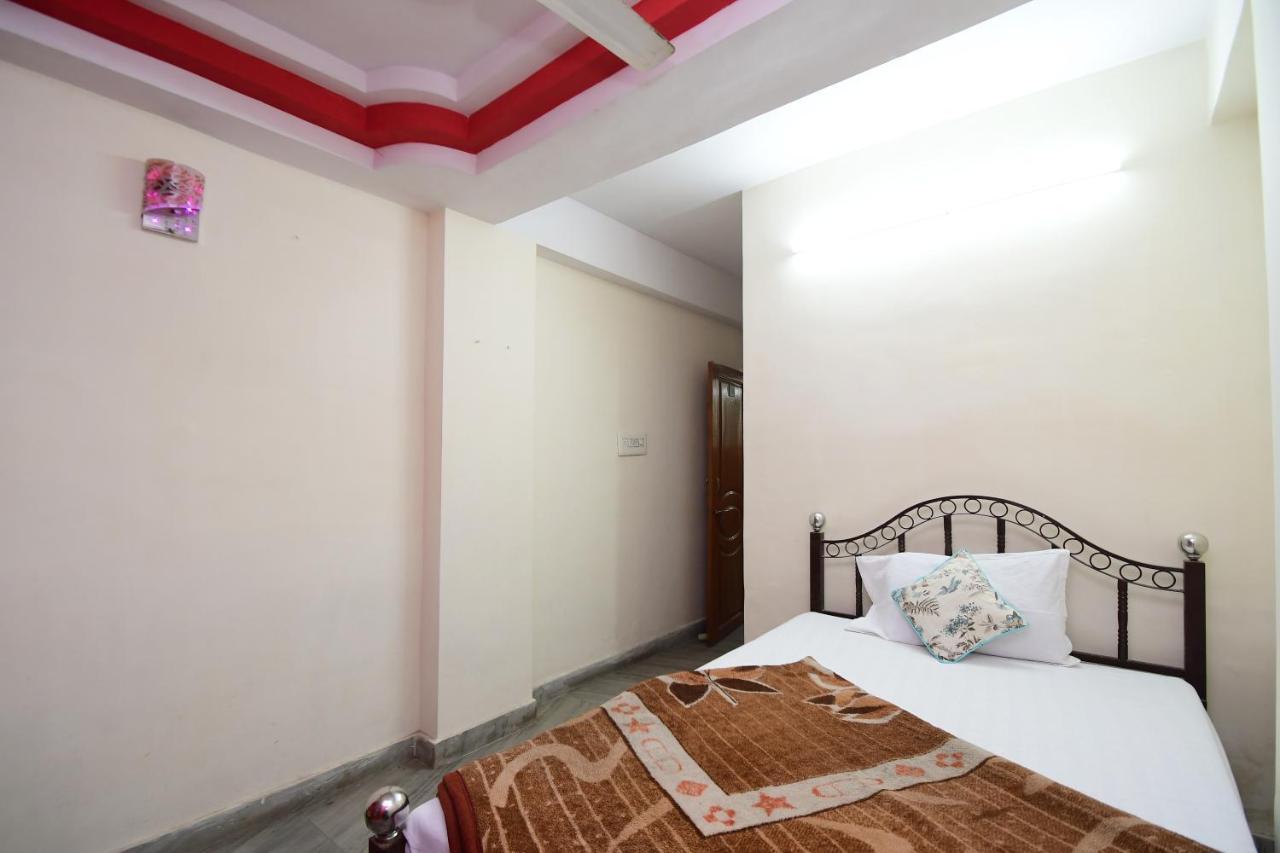 Hotel New India Guest House Джайпур Екстериор снимка