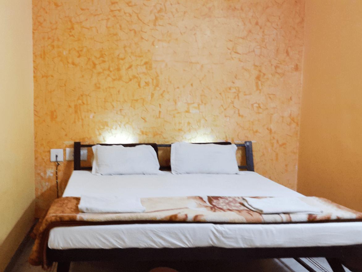 Hotel New India Guest House Джайпур Екстериор снимка